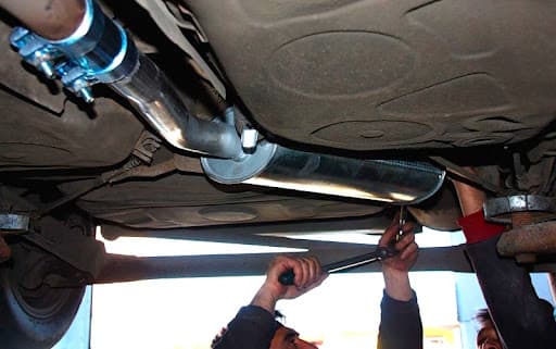 Մեքենաների խլացուցիչների պրոֆեսիոնալ վերանորոգում Երևանում՝ բոլոր մոդելների համար!